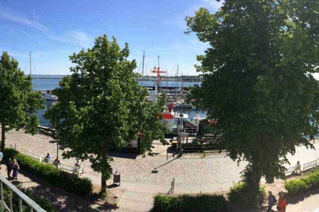 Stromsicht, direkt am Alten Strom Rostock Exterior foto